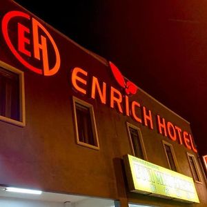 Enrich Hotel Shah Alam By Ubook